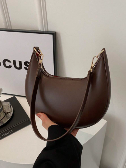 תיק עור בצבע חום