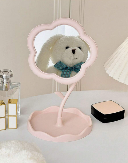 מראת איפור עם דוגמת פרחים