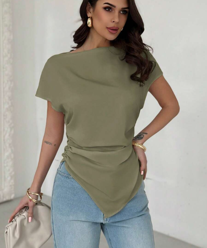 חולצה אלגנטית בצבע אחיד