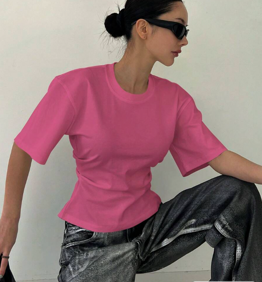 חולצת טי קצרה