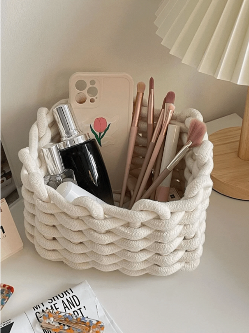 קופסת אחסון איפור לבנה ארוגה ביד מחבל עבה