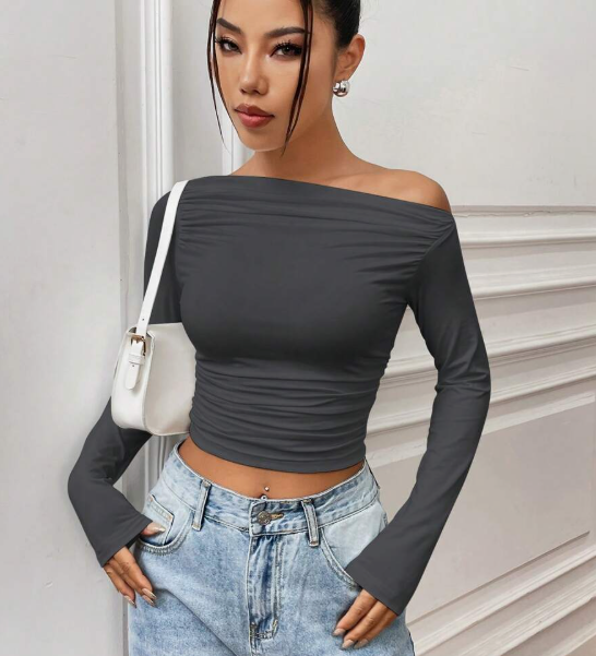 חולצת בטן דקה עם צווארון