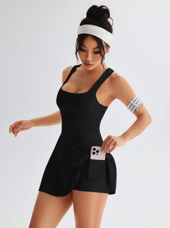 שמלת ספורט קז'ואלית ללא שרוולים בצבע אחיד