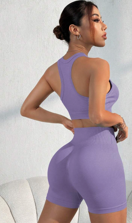 סט פשוט בצבע אחיד