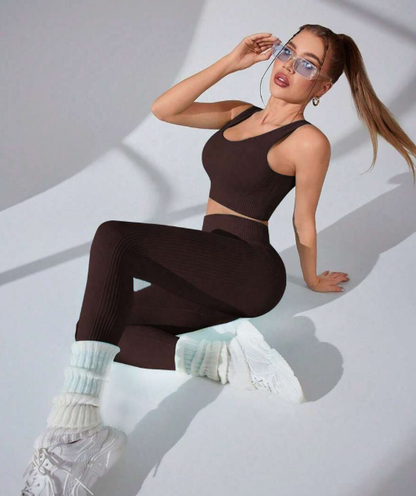 סט ספורט 2 חלקים של חזייה ספורטיבית