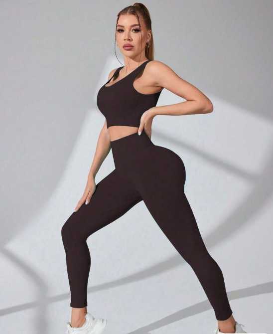 סט ספורט 2 חלקים של חזייה ספורטיבית