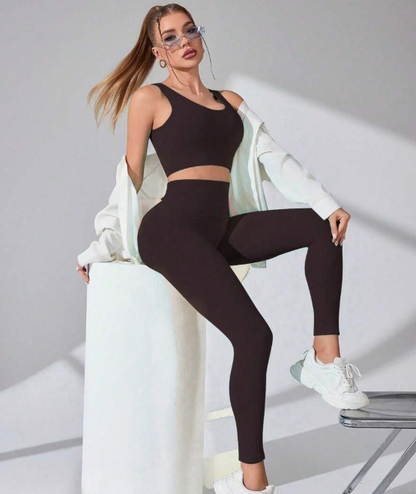 סט ספורט 2 חלקים של חזייה ספורטיבית